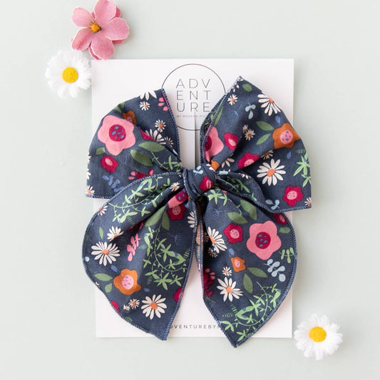 August - Floral | Party Bow
