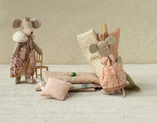Princess and the Pea, Big Sister Mouse