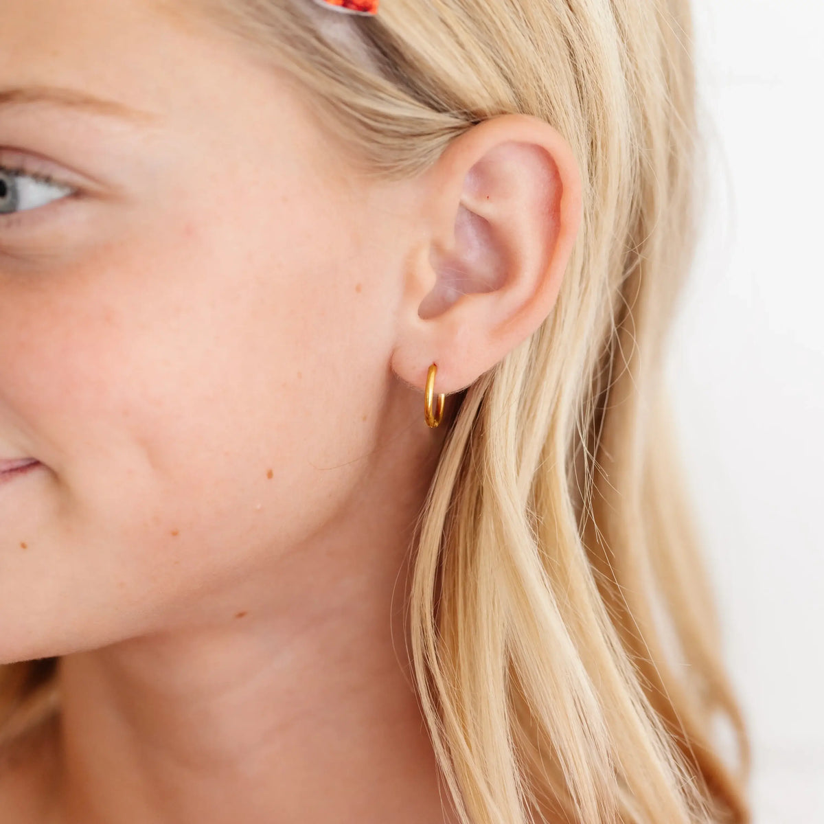 Pip Pop Post - Endless Hoop Thin Gold Earrings - Hypoallergenic, Girl Gift: Gold / 22 mm