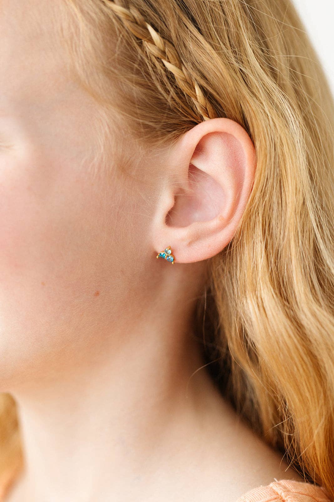 Ombré Gem Screw-Back Earrings
