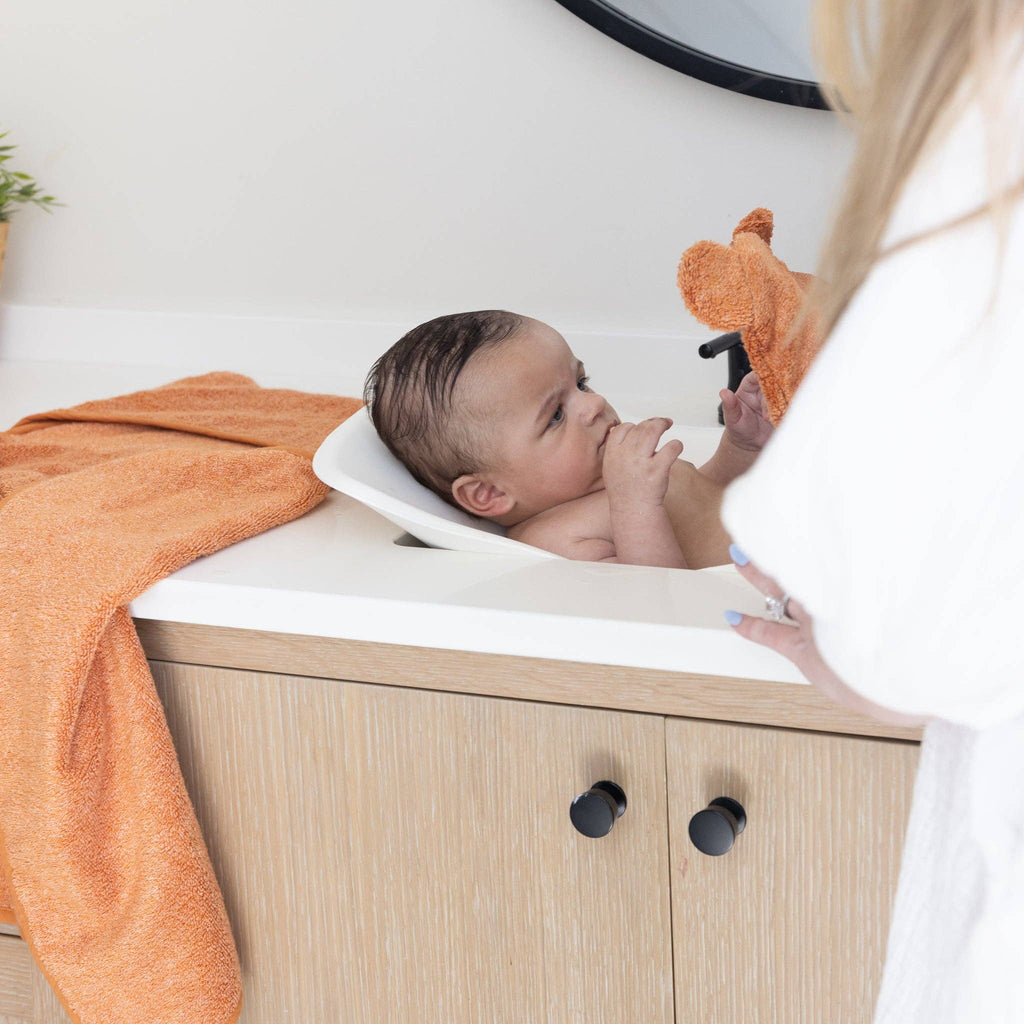 Hooded Towel + Wash Mitt Set - Pumpkin