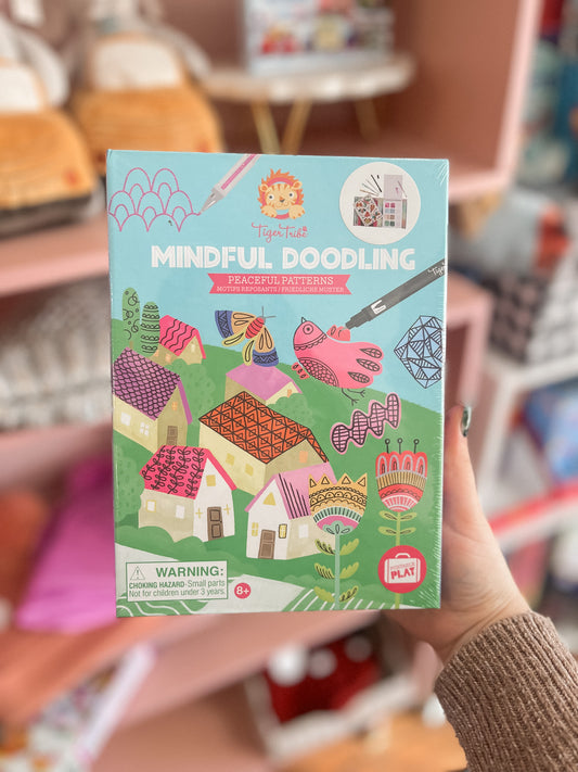 Mindful Doodling - Peaceful Patterns
