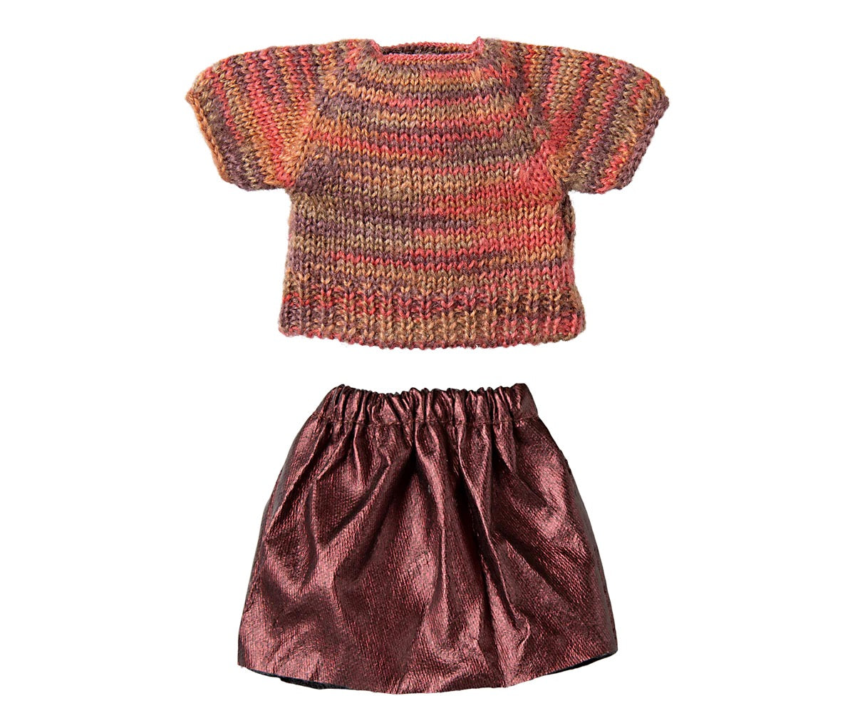 Skirt and Knitted Blouse, Mum Mouse