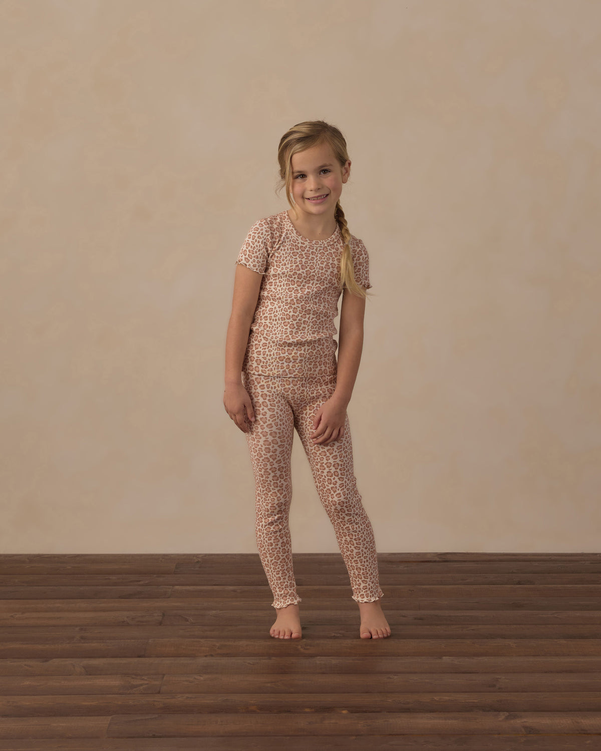 Ribbed Basic Tee Pink Leopard