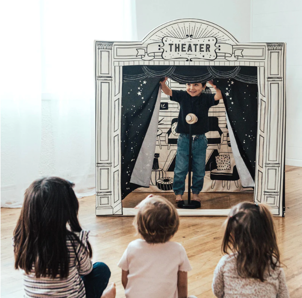 PERFORMANCE STAGE
