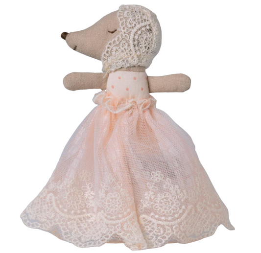 Baby Mouse in Gown, Powder