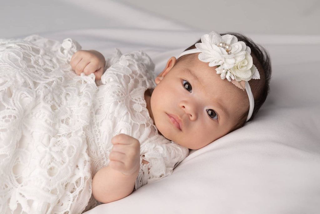 Fancy Flower Baby Headband: Large White
