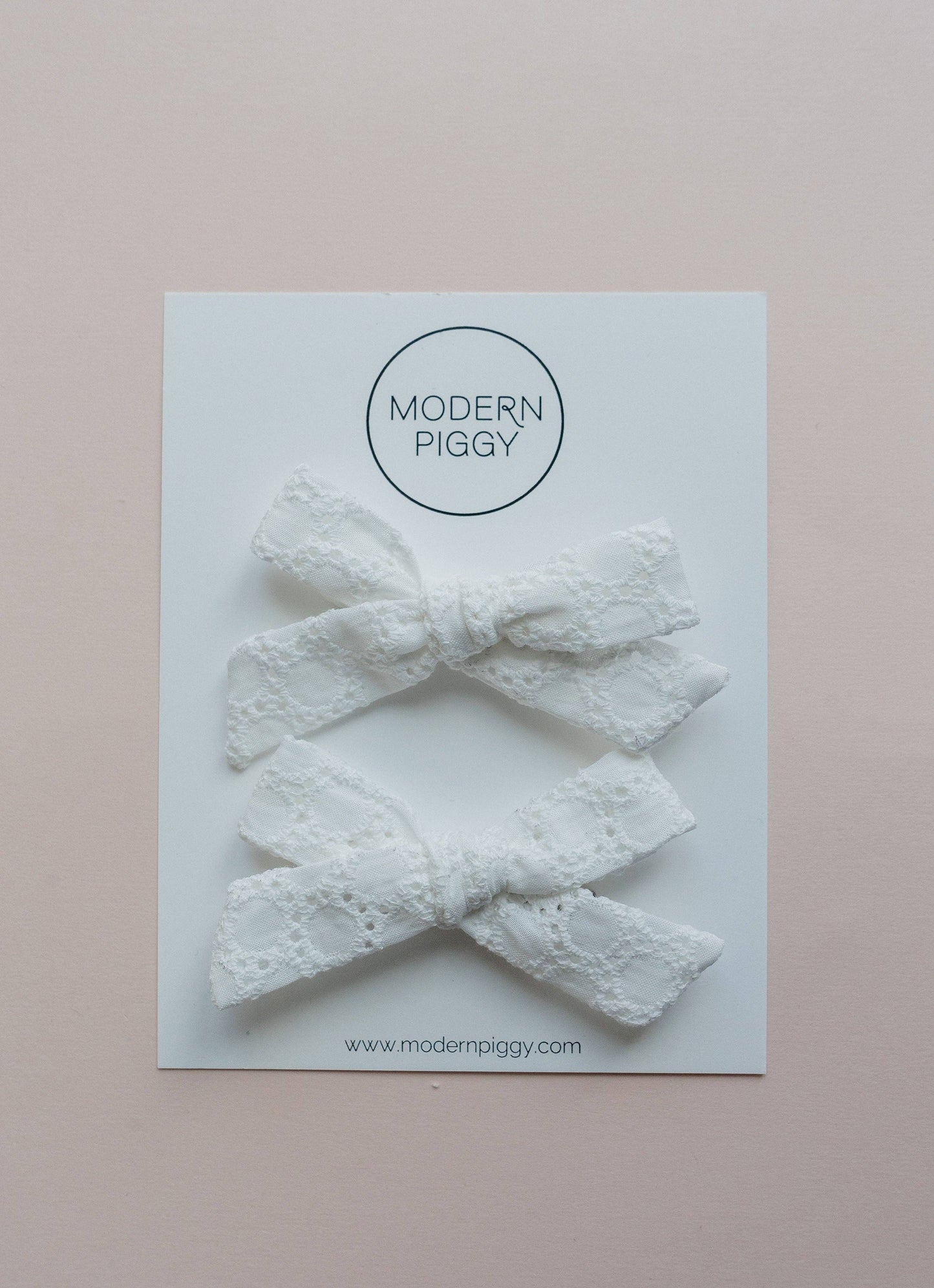 White Eyelet | Pigtail Set
